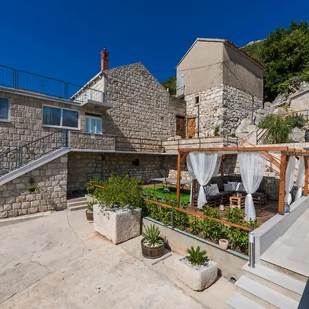 Tea Villa