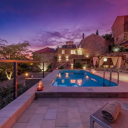 Villa Tea
